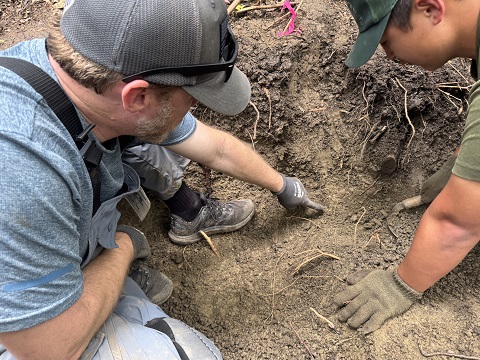 ４月沖縄 遺骨収容 3日目